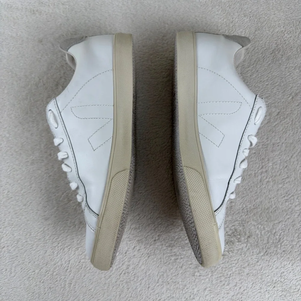 Veja Esplar White Leather Low Top Sneakers Grey Suede Heel Tab Womens 9 EUR 40